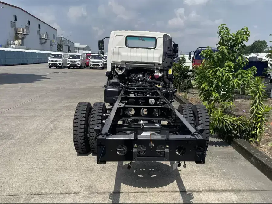 Khung gầm cứng cáp hàng đầu phân khúc xe tải 2 tấn - 3 tấn